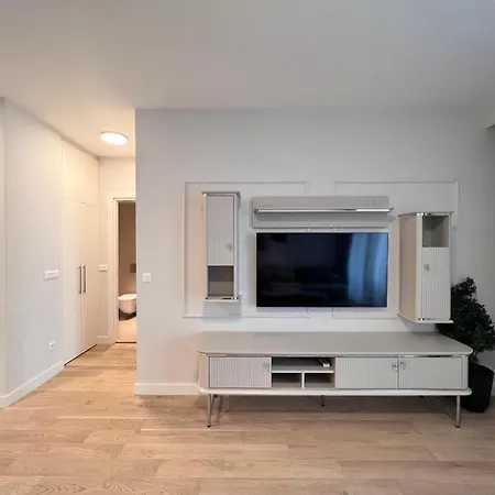 Waterfront Oasis Apartment Belgrad