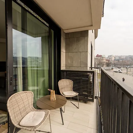 Apartment Waterfront Oasis Belgrad